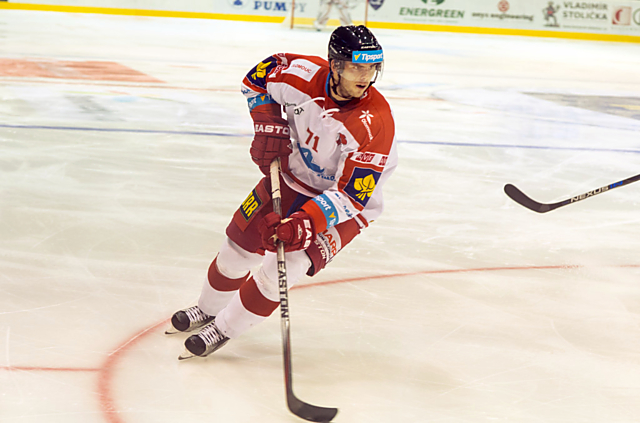 Střední útočník HC Olomouc Jakub Herman.