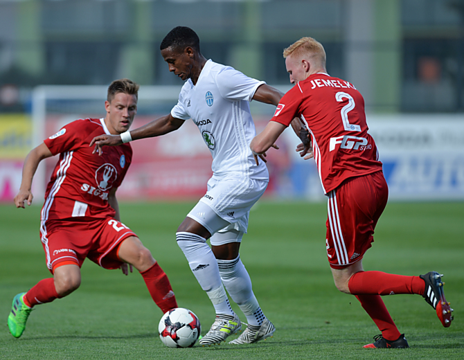 Odchovanci a debutanti Lukáš Kalvach a Václav Jemelka v Mladé Boleslavi pomohli k zisku tří bodů. Nyní čeká Sigmu doma Liberec.